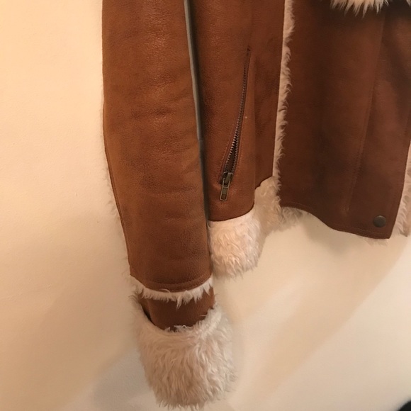 Women camel faux suede fur jacket - Picture 3 of 7